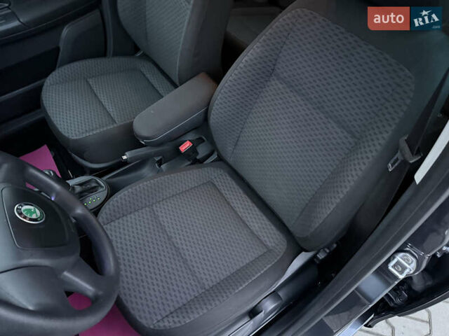 Серый Шкода Фабия, объемом двигателя 1.2 л и пробегом 161 тыс. км за 6600 $, фото 17 на Automoto.ua