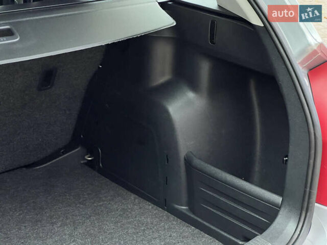 Шкода Фабия 2011 в Трускавце на Automoto.ua Серый Шкода Фабия, объемом двигателя 1.6 л и пробегом 242 тыс. км за 5950 $, фото 103 на Automoto.ua