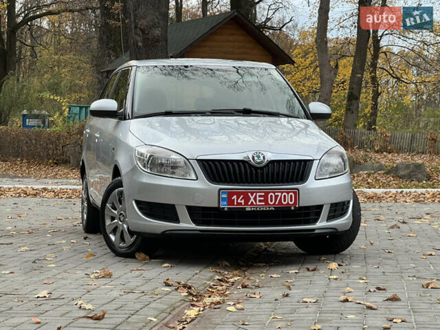 Шкода Фабия 2011 в Трускавце на Automoto.ua Серый Шкода Фабия, объемом двигателя 1.6 л и пробегом 242 тыс. км за 5950 $, фото 1 на Automoto.ua