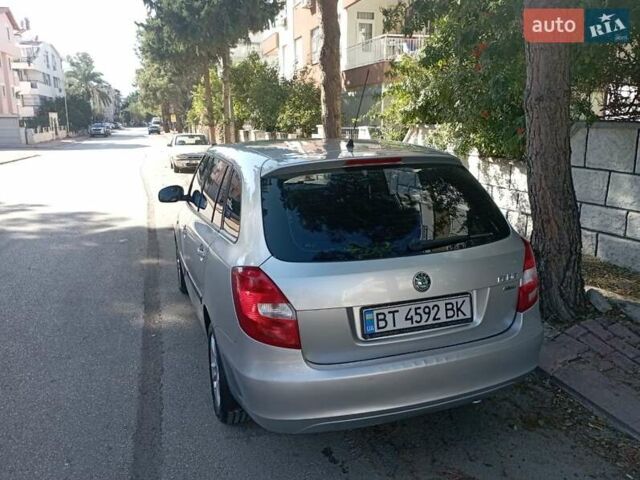 Серый Шкода Фабия, объемом двигателя 1.39 л и пробегом 160 тыс. км за 4700 $, фото 23 на Automoto.ua