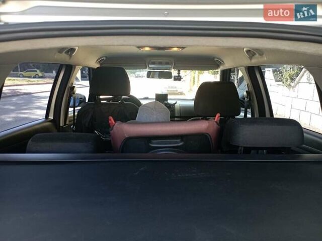 Серый Шкода Фабия, объемом двигателя 1.39 л и пробегом 160 тыс. км за 4700 $, фото 15 на Automoto.ua