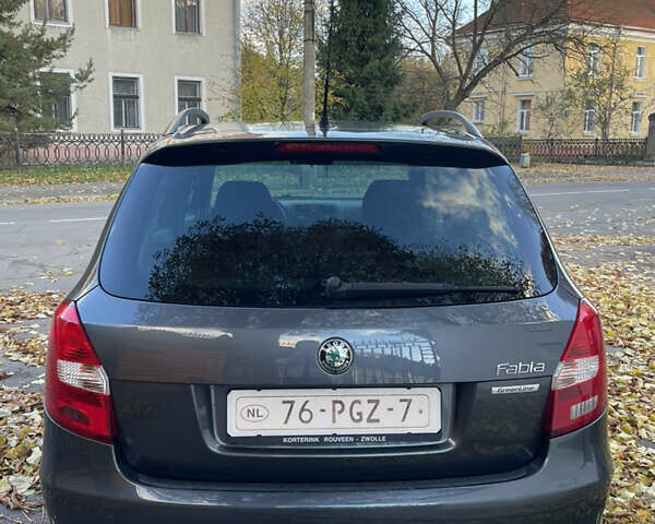 Шкода Фабия 2011 в Калуше на Automoto.ua Серый Шкода Фабия, объемом двигателя 1.2 л и пробегом 218 тыс. км за 5699 $, фото 6 на Automoto.ua