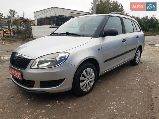 Сірий Шкода Фабія, об'ємом двигуна 1.39 л та пробігом 181 тис. км за 6350 $, фото 8 на Automoto.ua