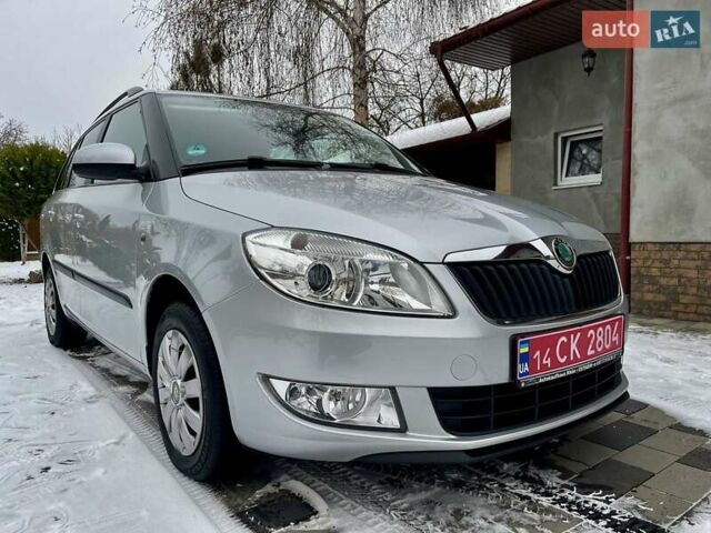 Сірий Шкода Фабія, об'ємом двигуна 1.2 л та пробігом 196 тис. км за 5999 $, фото 6 на Automoto.ua