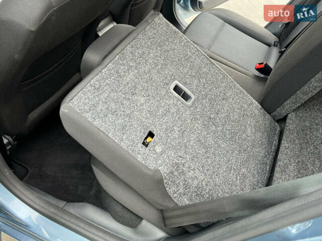 Серый Шкода Фабия, объемом двигателя 1.6 л и пробегом 204 тыс. км за 7950 $, фото 81 на Automoto.ua