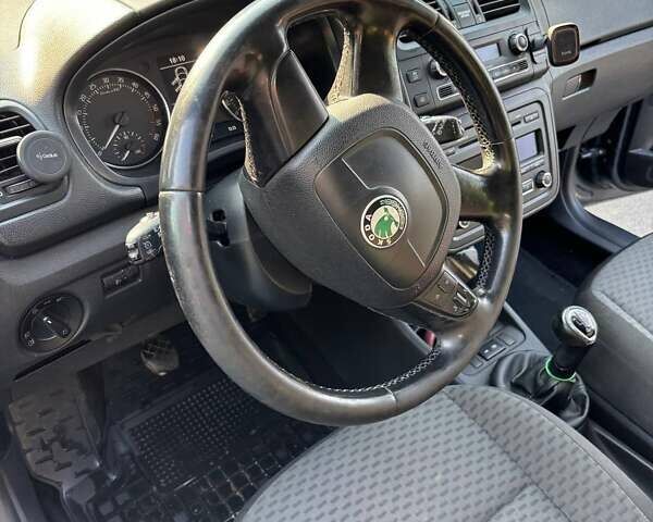 Сірий Шкода Фабія, об'ємом двигуна 1.2 л та пробігом 258 тис. км за 6999 $, фото 46 на Automoto.ua