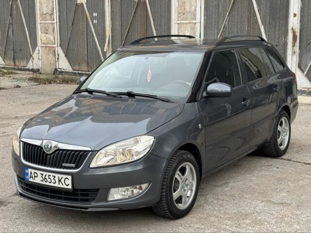 Сірий Шкода Фабія, об'ємом двигуна 1.2 л та пробігом 205 тис. км за 4900 $, фото 2 на Automoto.ua