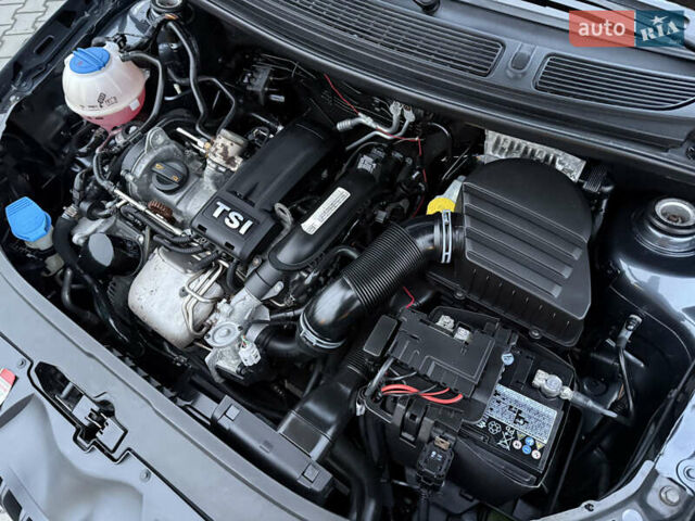 Серый Шкода Фабия, объемом двигателя 1.2 л и пробегом 161 тыс. км за 6600 $, фото 41 на Automoto.ua