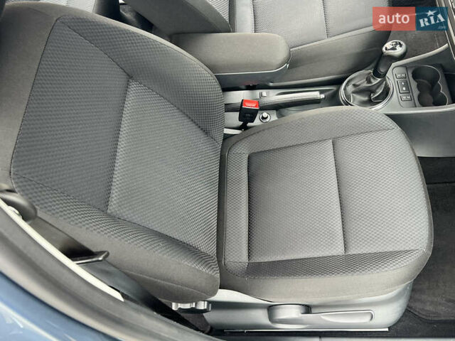 Серый Шкода Фабия, объемом двигателя 1.6 л и пробегом 204 тыс. км за 7950 $, фото 86 на Automoto.ua