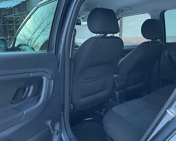 Серый Шкода Фабия, объемом двигателя 1.2 л и пробегом 219 тыс. км за 5399 $, фото 17 на Automoto.ua