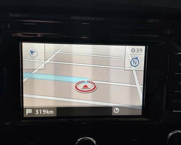 Серый Шкода Фабия, объемом двигателя 1.6 л и пробегом 227 тыс. км за 7500 $, фото 10 на Automoto.ua