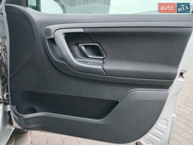 Серый Шкода Фабия, объемом двигателя 1.6 л и пробегом 304 тыс. км за 5490 $, фото 21 на Automoto.ua