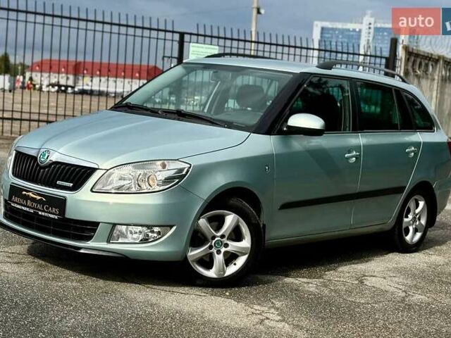 Сірий Шкода Фабія, об'ємом двигуна 1.2 л та пробігом 151 тис. км за 6700 $, фото 4 на Automoto.ua