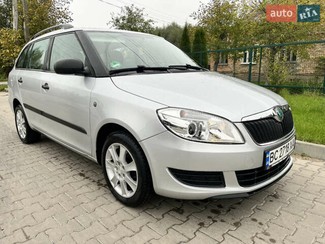 Серый Шкода Фабия, объемом двигателя 1.2 л и пробегом 160 тыс. км за 5850 $, фото 6 на Automoto.ua