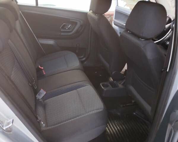 Сірий Шкода Фабія, об'ємом двигуна 1.6 л та пробігом 304 тис. км за 5200 $, фото 4 на Automoto.ua