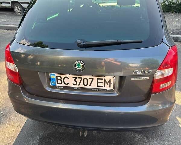 Сірий Шкода Фабія, об'ємом двигуна 1.2 л та пробігом 258 тис. км за 6999 $, фото 12 на Automoto.ua