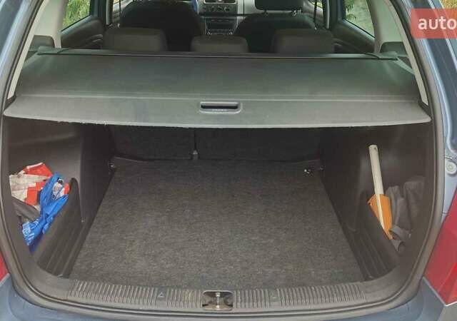 Серый Шкода Фабия, объемом двигателя 1.2 л и пробегом 240 тыс. км за 6100 $, фото 9 на Automoto.ua