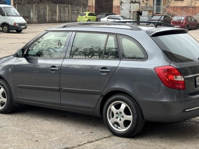 Сірий Шкода Фабія, об'ємом двигуна 1.2 л та пробігом 205 тис. км за 4900 $, фото 6 на Automoto.ua