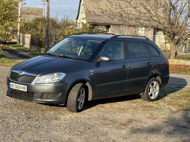 Шкода Фабия 2011 в Белой Церкве на Automoto.ua Серый Шкода Фабия, объемом двигателя 1.2 л и пробегом 202 тыс. км за 7800 $, фото 3 на Automoto.ua