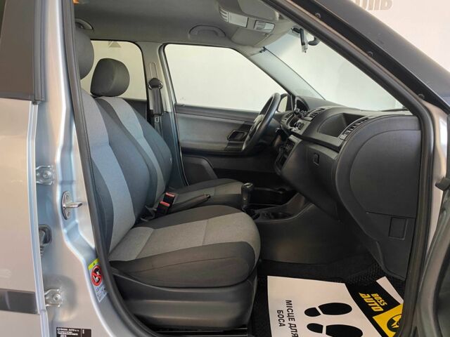 Серый Шкода Фабия, объемом двигателя 1.6 л и пробегом 296 тыс. км за 6000 $, фото 8 на Automoto.ua