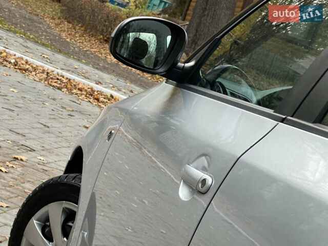 Шкода Фабия 2011 в Трускавце на Automoto.ua Серый Шкода Фабия, объемом двигателя 1.6 л и пробегом 242 тыс. км за 5950 $, фото 57 на Automoto.ua