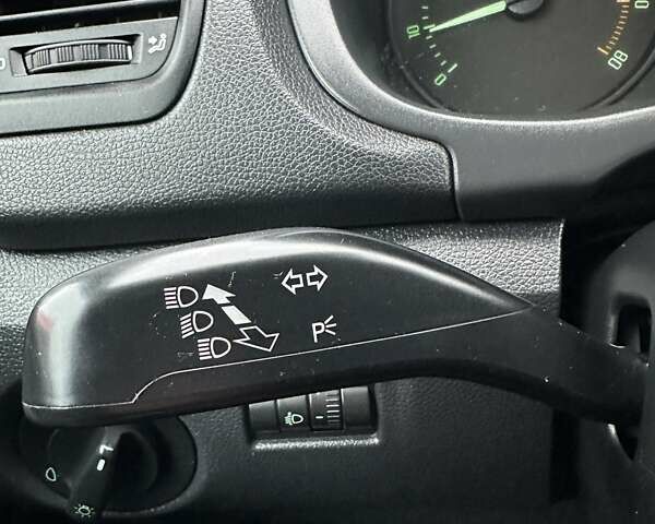 Сірий Шкода Фабія, об'ємом двигуна 1.2 л та пробігом 199 тис. км за 5700 $, фото 28 на Automoto.ua