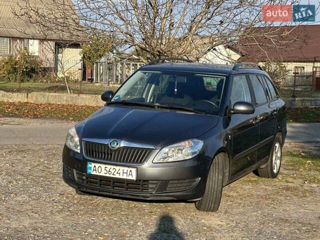 Серый Шкода Фабия, объемом двигателя 1.2 л и пробегом 203 тыс. км за 7500 $, фото 6 на Automoto.ua