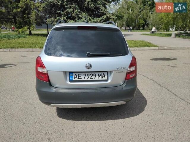 Серый Шкода Фабия, объемом двигателя 1.6 л и пробегом 227 тыс. км за 7500 $, фото 1 на Automoto.ua