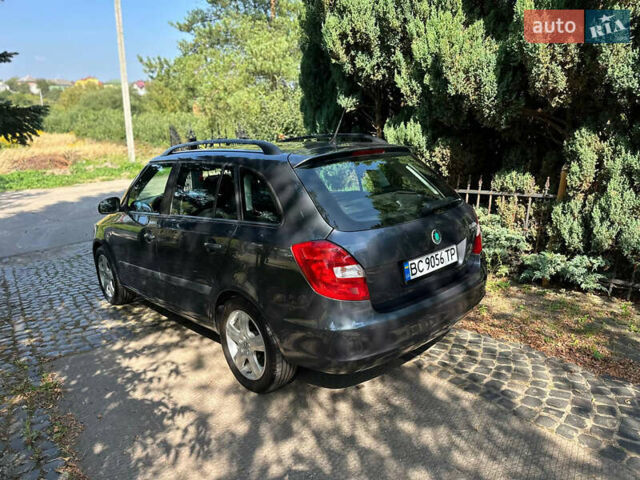 Шкода Фабия 2011 в Львове на Automoto.ua Серый Шкода Фабия, объемом двигателя 1.2 л и пробегом 184 тыс. км за 5599 $, фото 3 на Automoto.ua