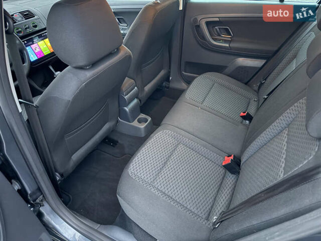 Серый Шкода Фабия, объемом двигателя 1.2 л и пробегом 161 тыс. км за 6600 $, фото 25 на Automoto.ua