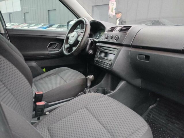 Серый Шкода Фабия, объемом двигателя 1.6 л и пробегом 304 тыс. км за 5490 $, фото 21 на Automoto.ua