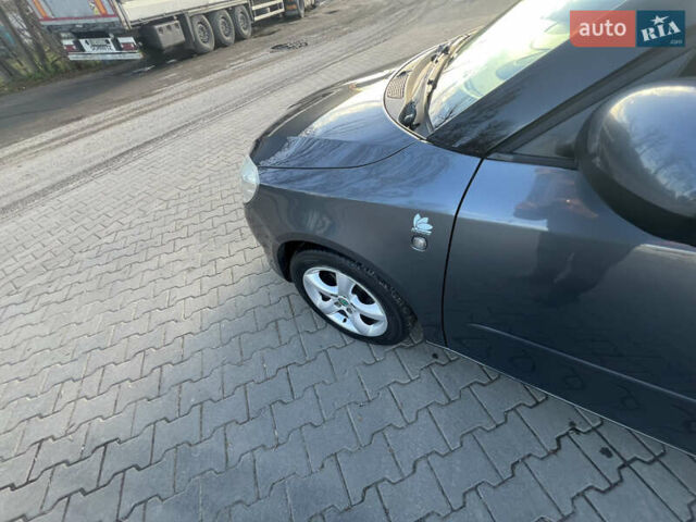 Сірий Шкода Фабія, об'ємом двигуна 1.2 л та пробігом 300 тис. км за 4399 $, фото 13 на Automoto.ua