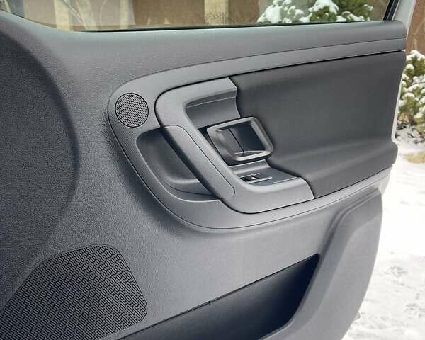 Сірий Шкода Фабія, об'ємом двигуна 1.2 л та пробігом 196 тис. км за 5999 $, фото 15 на Automoto.ua