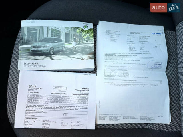 Сірий Шкода Фабія, об'ємом двигуна 1.2 л та пробігом 199 тис. км за 5000 $, фото 27 на Automoto.ua