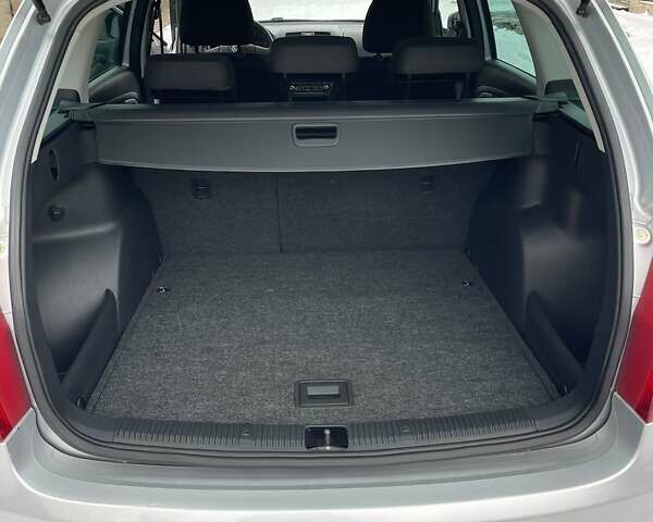 Сірий Шкода Фабія, об'ємом двигуна 1.2 л та пробігом 196 тис. км за 5999 $, фото 32 на Automoto.ua