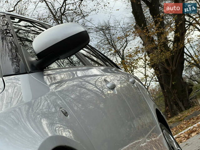 Шкода Фабия 2011 в Трускавце на Automoto.ua Серый Шкода Фабия, объемом двигателя 1.6 л и пробегом 242 тыс. км за 5950 $, фото 26 на Automoto.ua