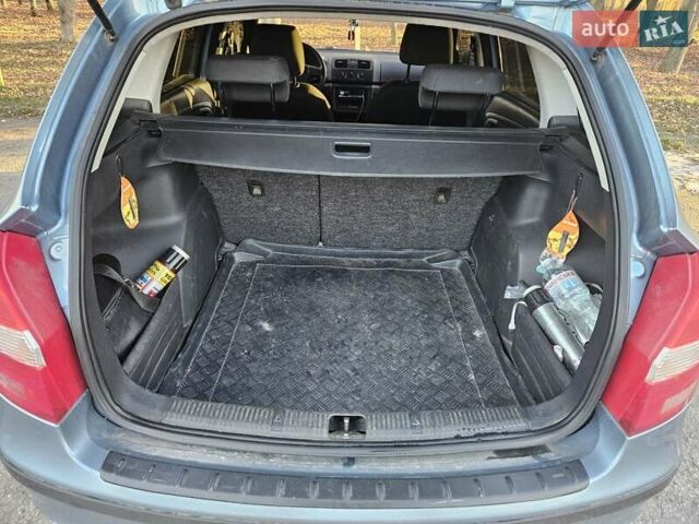 Сірий Шкода Фабія, об'ємом двигуна 1.4 л та пробігом 240 тис. км за 5500 $, фото 5 на Automoto.ua