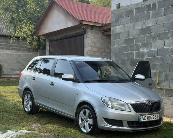 Шкода Фабія 2011 у Мукачеве на Automoto.ua Сірий Шкода Фабія, об'ємом двигуна 1.6 л та пробігом 248 тис. км за 5650 $, фото 8 на Automoto.ua