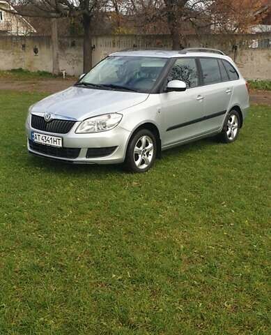 Серый Шкода Фабия, объемом двигателя 1.6 л и пробегом 205 тыс. км за 6650 $, фото 11 на Automoto.ua