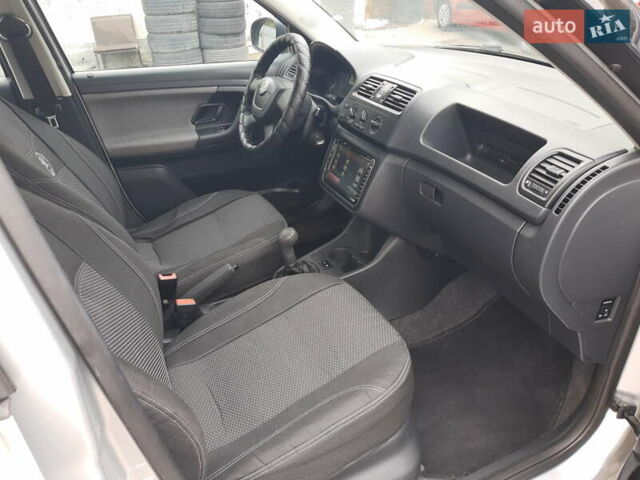 Серый Шкода Фабия, объемом двигателя 1.39 л и пробегом 181 тыс. км за 6350 $, фото 8 на Automoto.ua