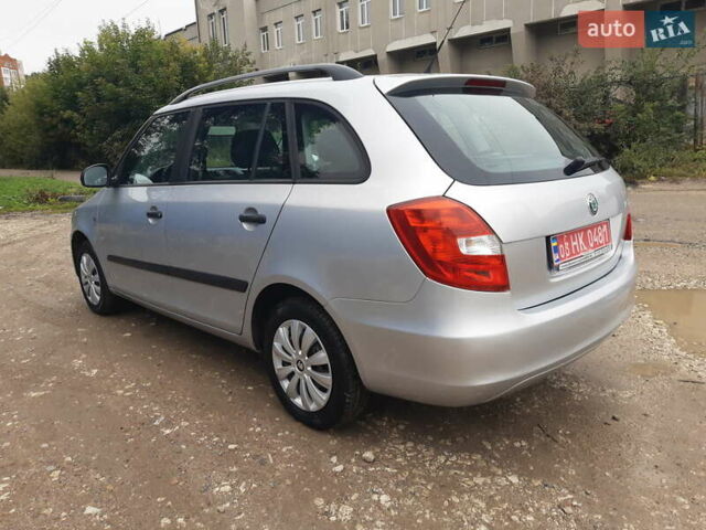 Сірий Шкода Фабія, об'ємом двигуна 1.39 л та пробігом 181 тис. км за 6350 $, фото 2 на Automoto.ua