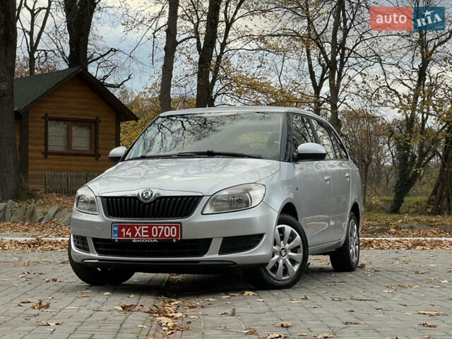 Шкода Фабия 2011 в Трускавце на Automoto.ua Серый Шкода Фабия, объемом двигателя 1.6 л и пробегом 242 тыс. км за 5950 $, фото 20 на Automoto.ua