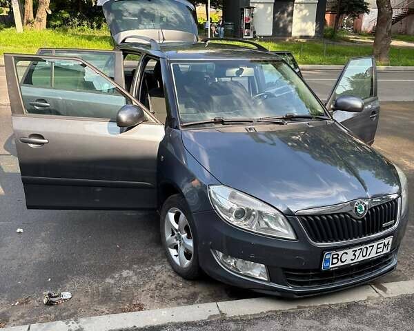 Сірий Шкода Фабія, об'ємом двигуна 1.2 л та пробігом 258 тис. км за 6999 $, фото 1 на Automoto.ua