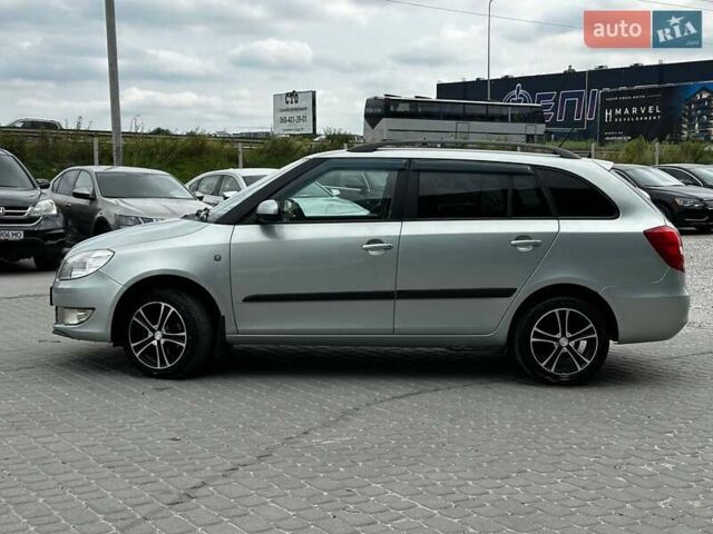 Шкода Фабия 2012 в Львове на Automoto.ua Серый Шкода Фабия, объемом двигателя 1.6 л и пробегом 267 тыс. км за 7190 $, фото 3 на Automoto.ua