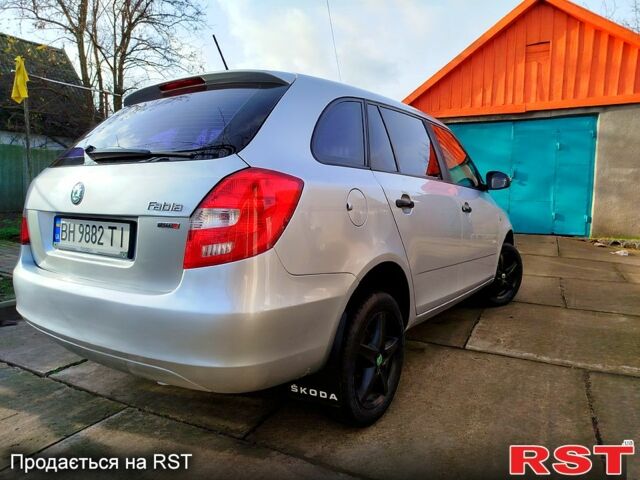 Сірий Шкода Фабія, об'ємом двигуна 1.2 л та пробігом 160 тис. км за 4800 $, фото 11 на Automoto.ua