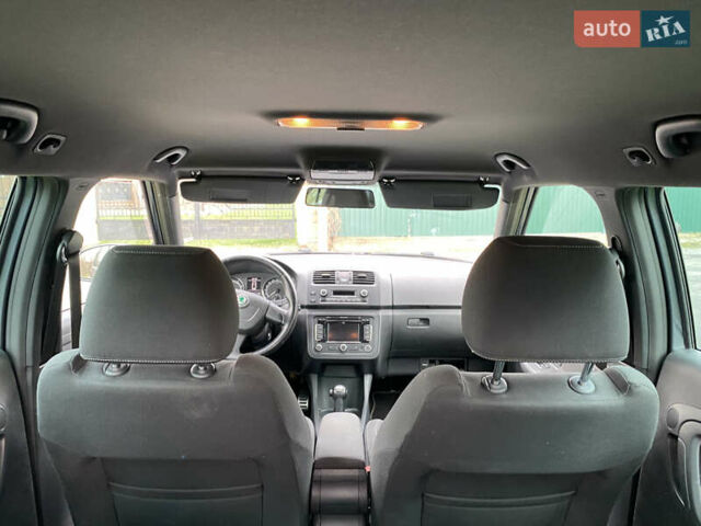 Серый Шкода Фабия, объемом двигателя 1.4 л и пробегом 219 тыс. км за 8000 $, фото 21 на Automoto.ua