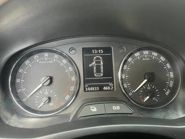 Сірий Шкода Фабія, об'ємом двигуна 1.6 л та пробігом 345 тис. км за 6300 $, фото 4 на Automoto.ua