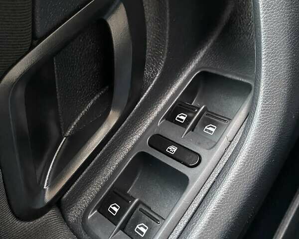 Сірий Шкода Фабія, об'ємом двигуна 1.2 л та пробігом 222 тис. км за 7200 $, фото 26 на Automoto.ua