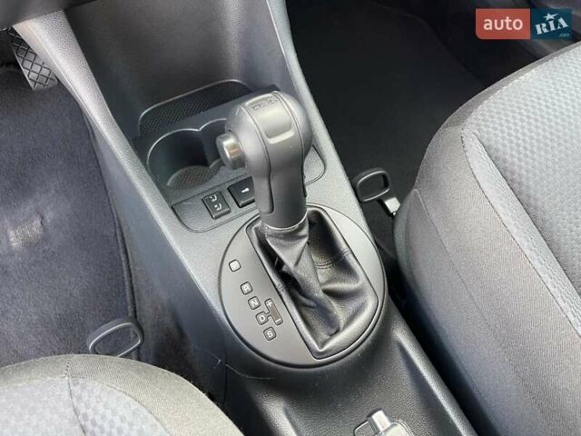 Сірий Шкода Фабія, об'ємом двигуна 1.2 л та пробігом 146 тис. км за 7999 $, фото 22 на Automoto.ua