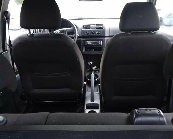 Сірий Шкода Фабія, об'ємом двигуна 1.2 л та пробігом 185 тис. км за 4650 $, фото 20 на Automoto.ua